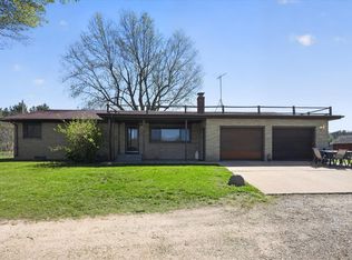 3262 W Wagner Rd, Buchanan, MI 49107