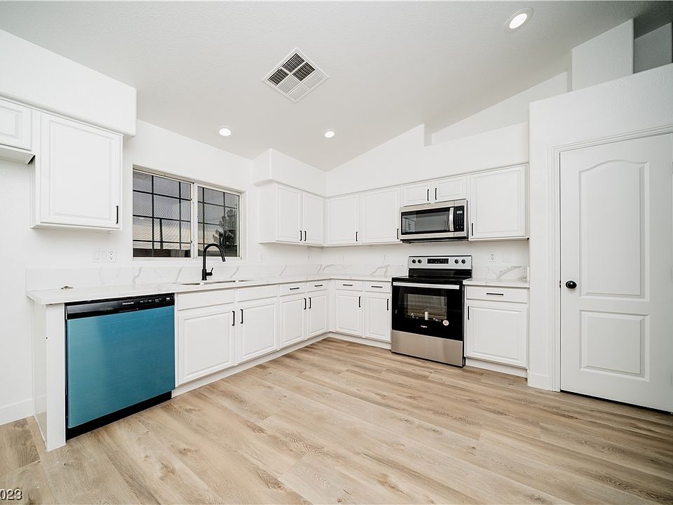 1st image of 8524 Little Fox St #8524