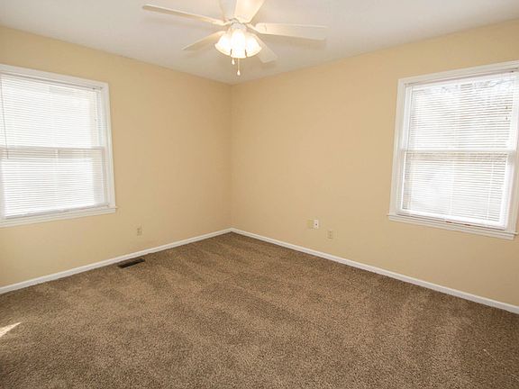 4th image of 345 Avery Place Dr