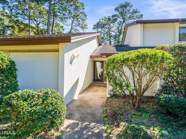 1 Marsh Harbor Dr #A, Beaufort, SC 29907