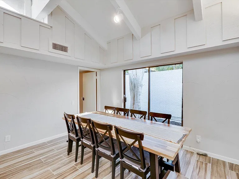 612 W Northgate Dr #612 — Photo 9