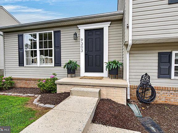 4th image of 9303 Sea Horse Ct