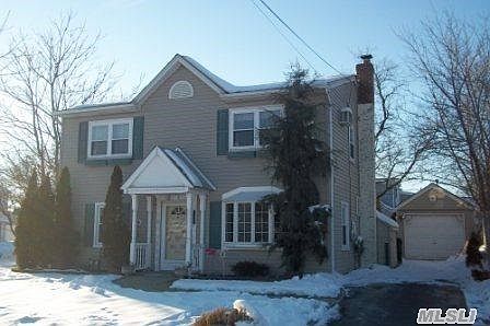 1st image of 82 Birch Ave E