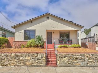 170 Van Buren St, Monterey, CA 93940