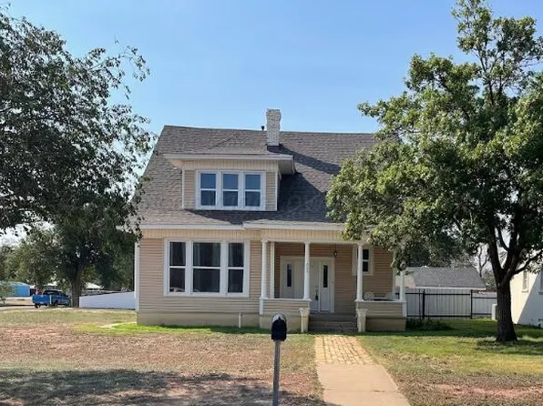 603 E 5th St, Hereford, TX 79045