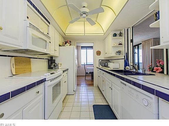2nd image of 15 Bluebill Ave APT 1102