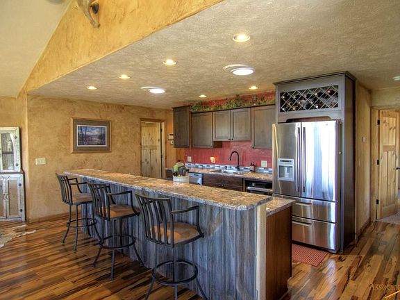 3rd image of 24222 Dewey Ln