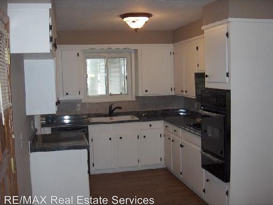 2nd image of 2778 Mackey Ln