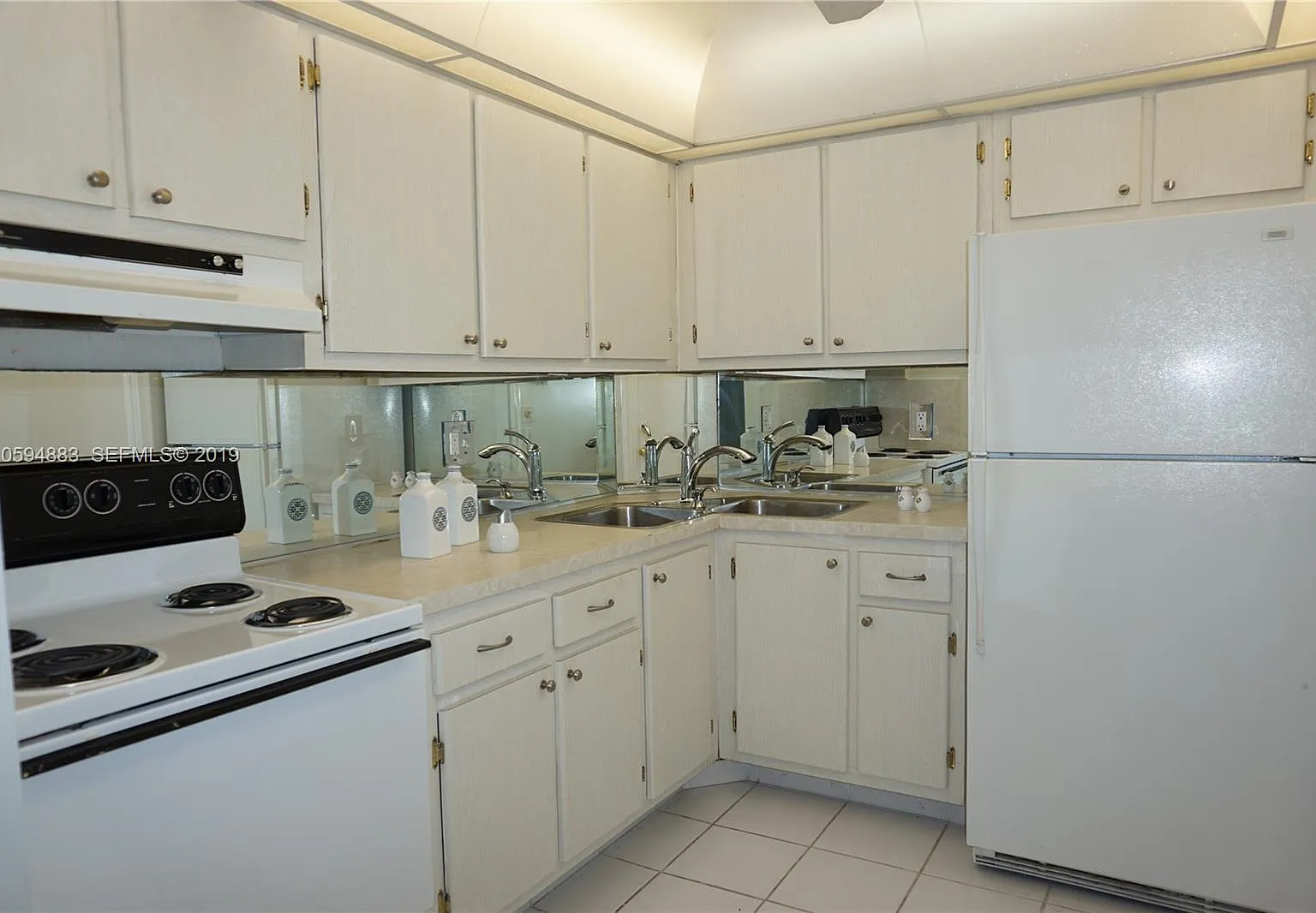 1 bed, 1200 sqft, $1,525 — Photo 2