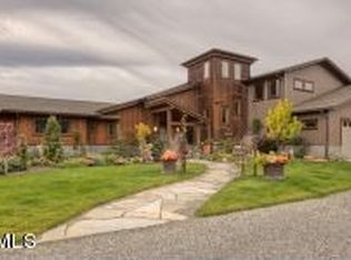 3477 10th St SE, East Wenatchee, WA 98802