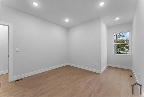 3904 Brown St #1 — Photo 15