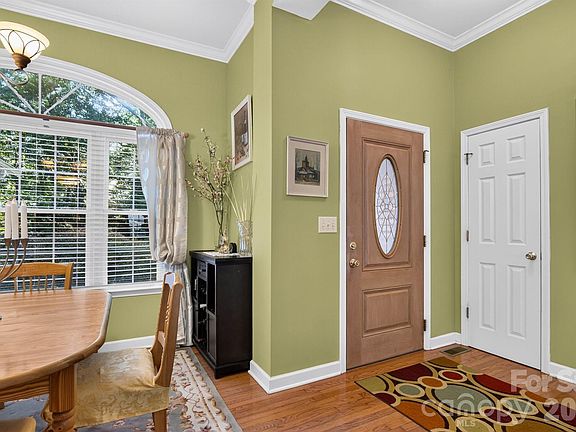 5th image of 7097 Windy Pine Cir