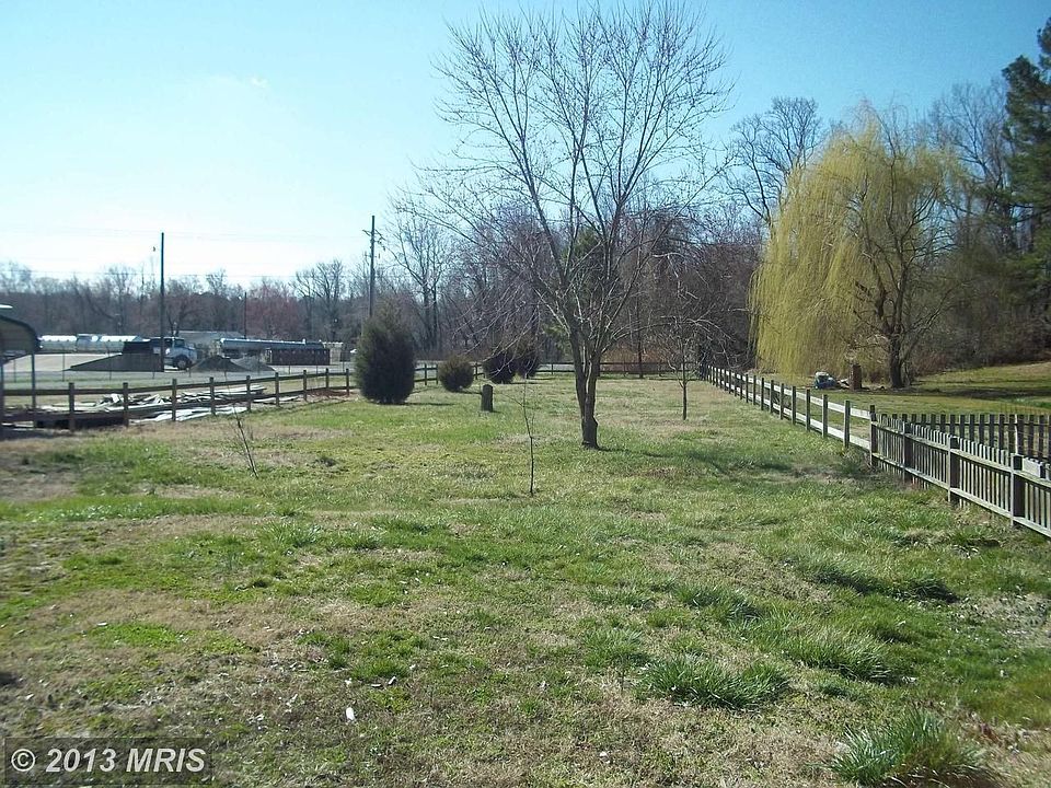 2nd image of 32509 Main St