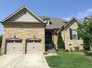 977 Legacy Park Rd, Mount Juliet, TN 37122