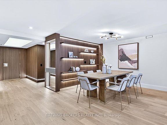2nd image of 3600 Yonge St #737