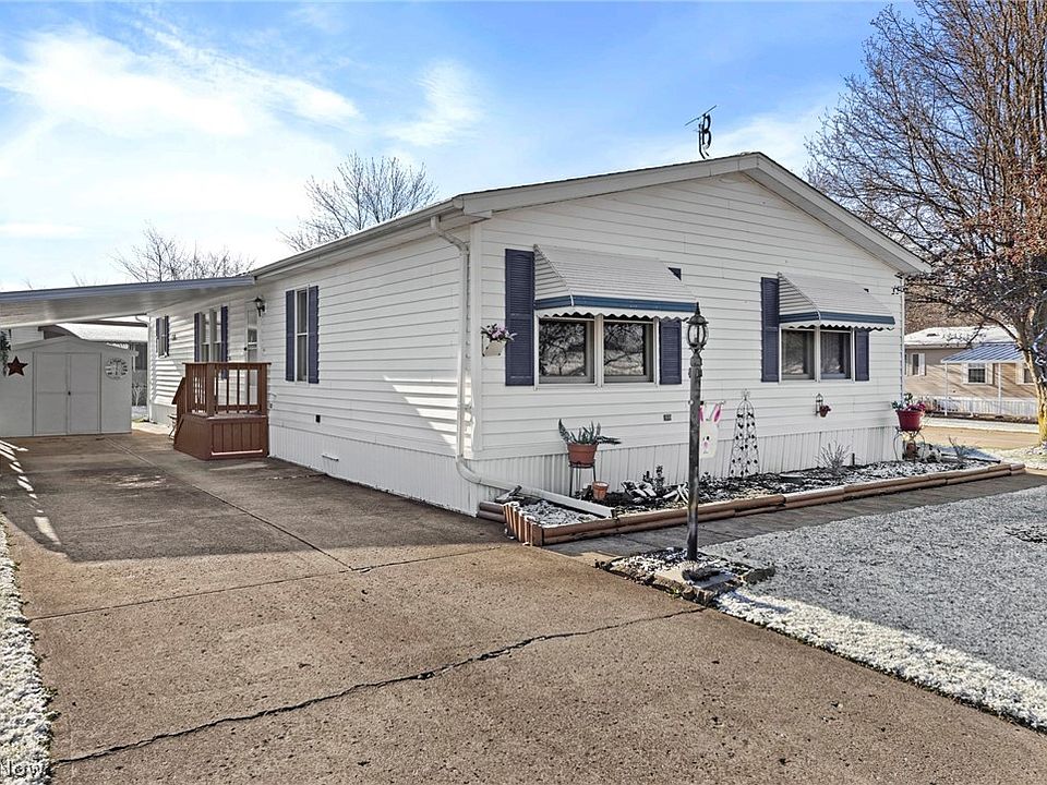 1st image of 22 Lees Ln