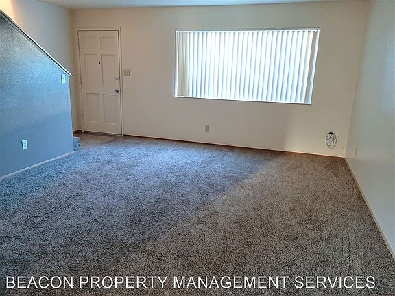 3rd image of 1120 W Lockeford St #31