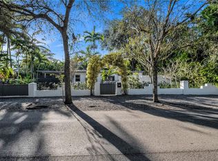 6430 SW 62nd Ct, South Miami, FL 33143