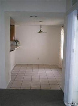 3rd image of 2321 S Magnolia 3f Ave