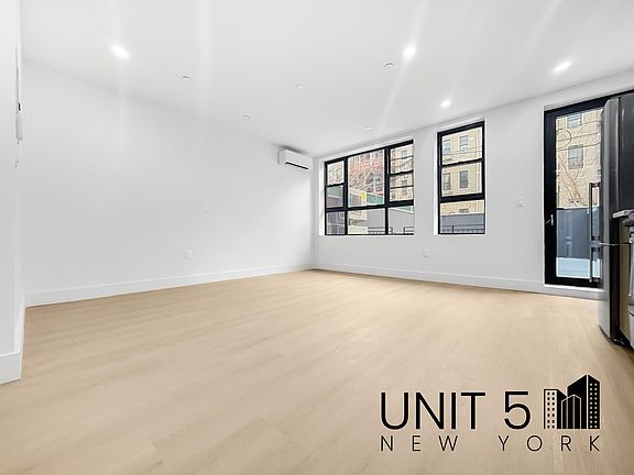 2nd image of 351 Melrose St #1B