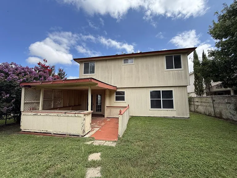 2302 Tracey Ann Ln — Photo 37