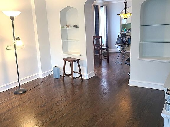 3rd image of 5256 N Virginia Ave #2