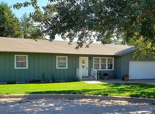 2709 Aspen Way, Manhattan, KS 66503