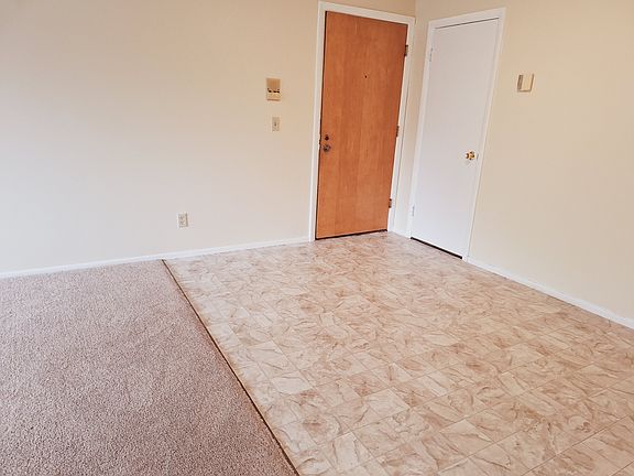 5th image of 331 Hope St #8