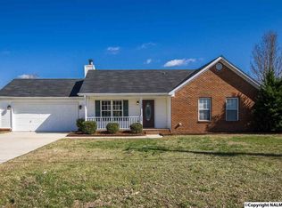 125 Delta Pine Dr, Huntsville, AL 35811