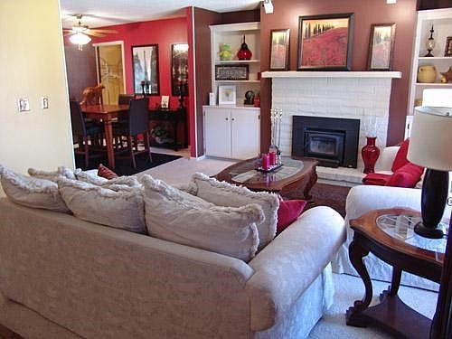 3rd image of 2709 Belmont Pl