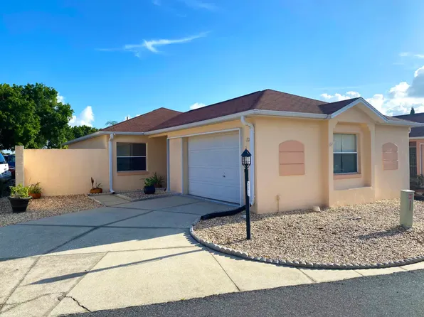 1202 Fernando Ln, Lady Lake, FL 32159