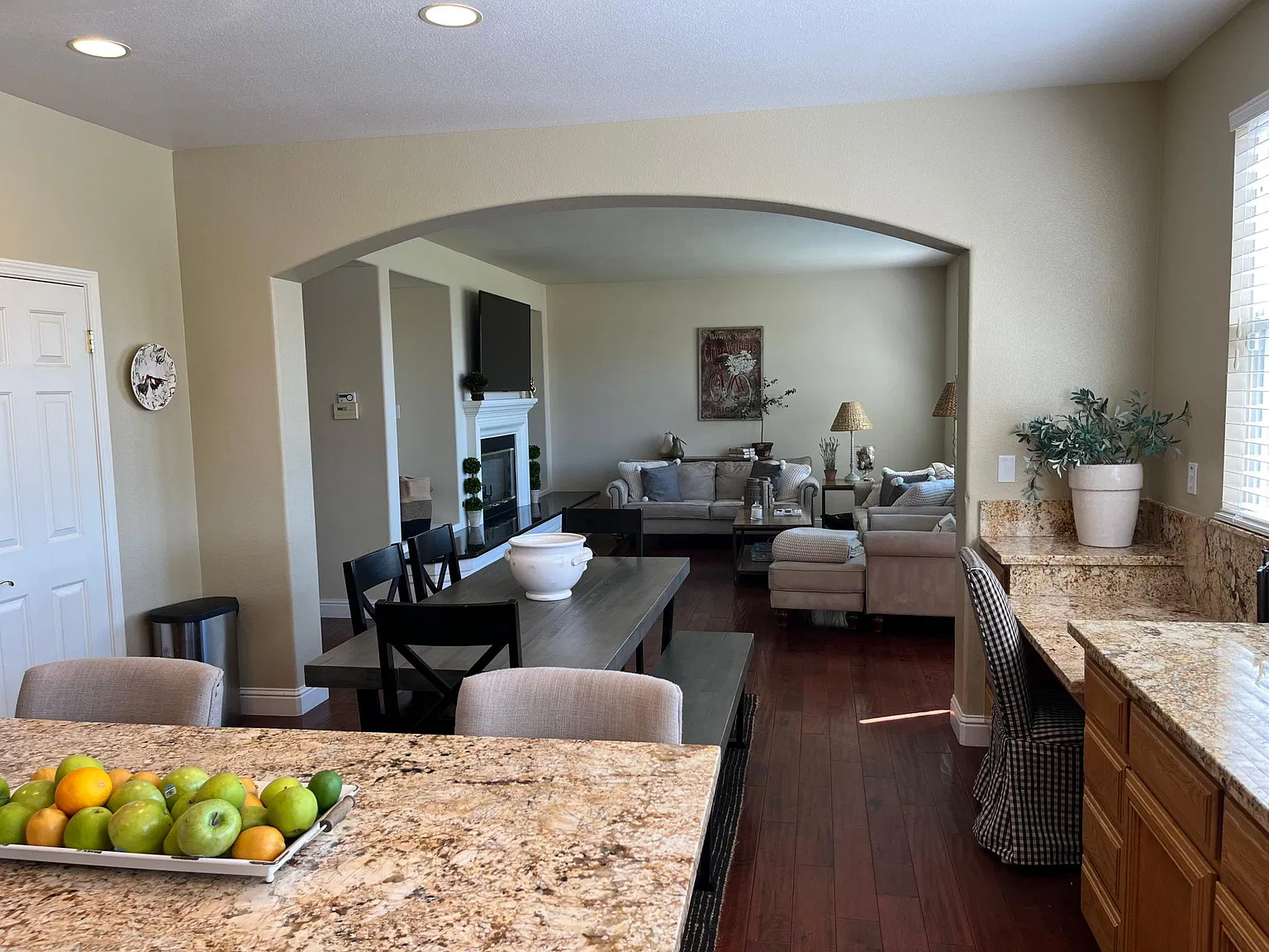 5806 Cattleya Way — Photo 4