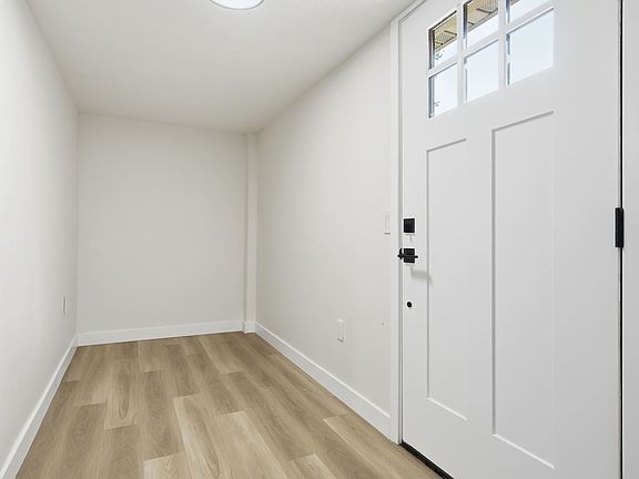 5th image of 1313 Ewing St