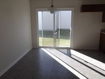 4th image of 1060 McCoy Ct