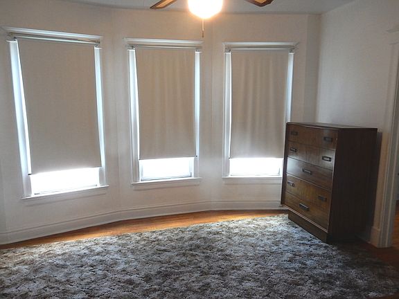4th image of 508 Henderson Ave