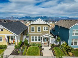 10191 S Willow Walk Dr, South Jordan, UT 84009