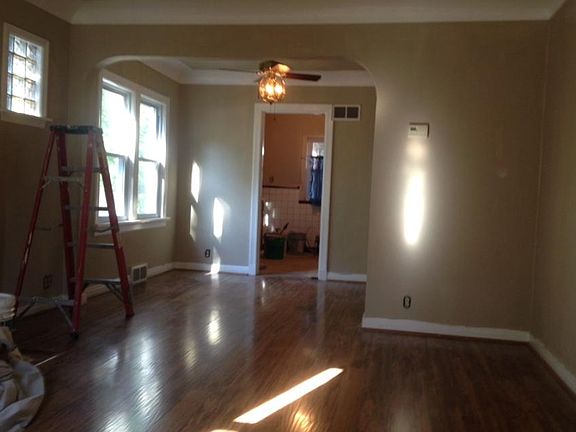 4th image of 426 Harrison Ave