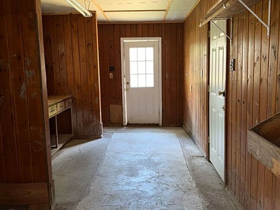 5th image of 3721 Frederick Ave
