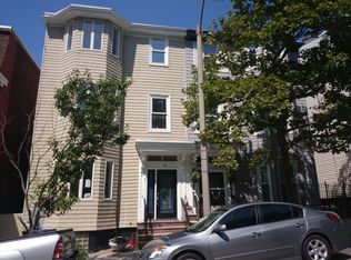 71 Old Harbor St, South Boston, MA 02127