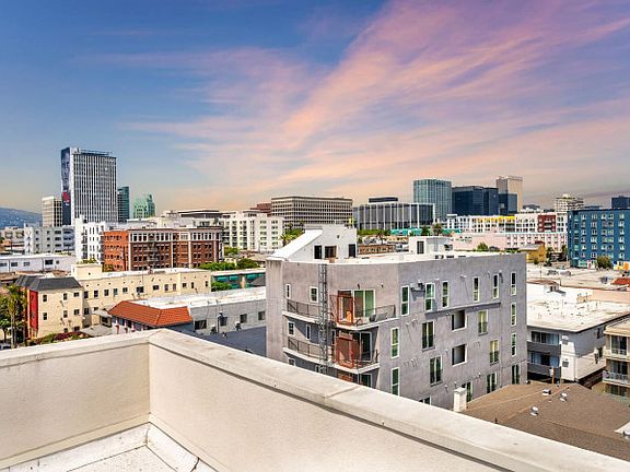 4th image of 845 S Saint Andrews Pl #201