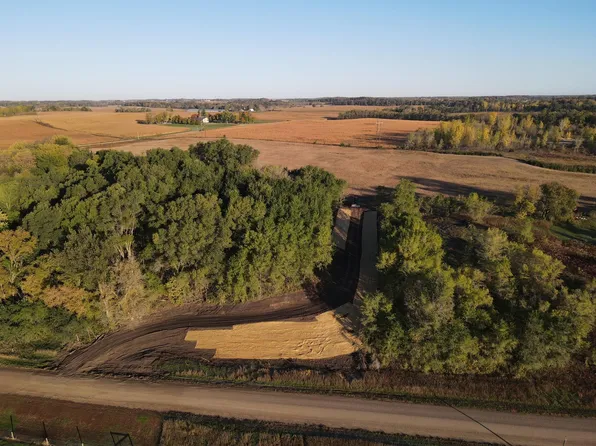 23 Harris Trl, Morristown, MN 55052