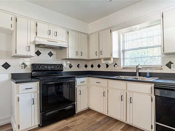 3rd image of 5430 Wauchula Ct