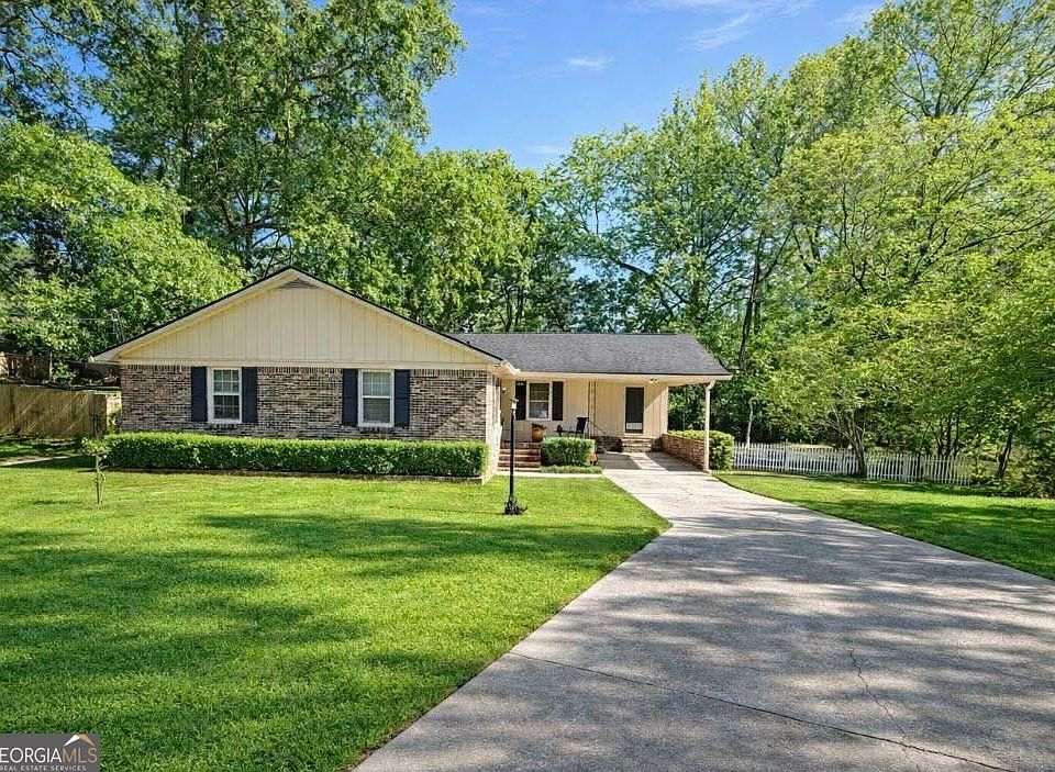 1st image of 681 Forest Lake Dr N
