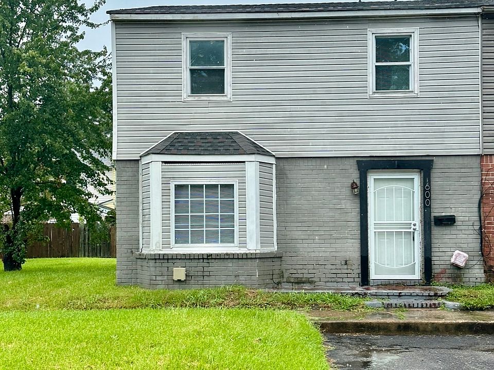 1st image of 600 Harbour North Dr #1