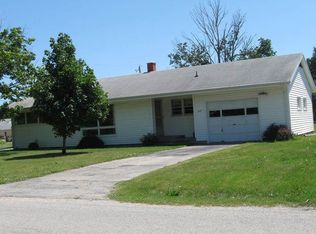 517 N G St, Monmouth, IL 61462