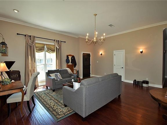 4th image of 6422 Bayou Crossing Dr