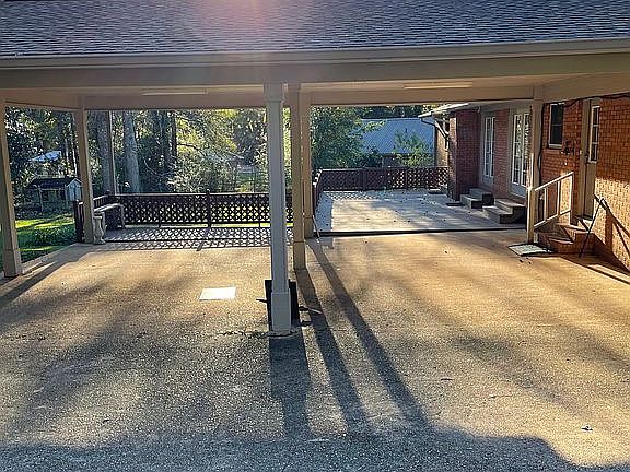 Carport
