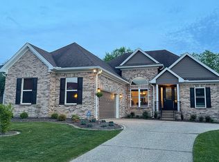 11202 Vista Greens Dr, Louisville, KY 40241