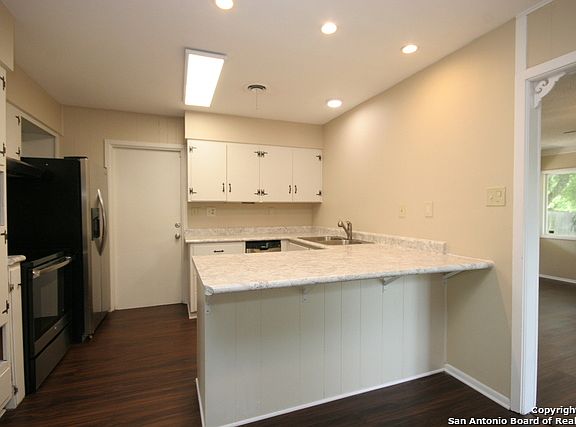 5th image of 3751 Crossette Dr