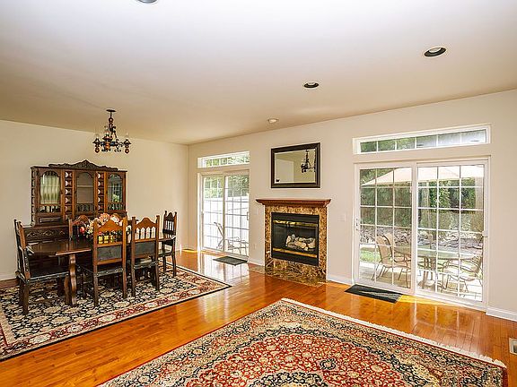 5th image of 43 Briarbrook Dr
